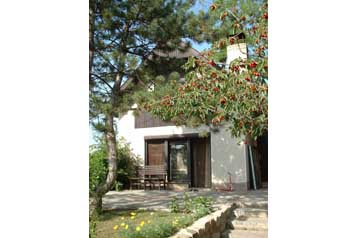 Slovacia Chata Radvaň nad Dunajom, Exteriorul